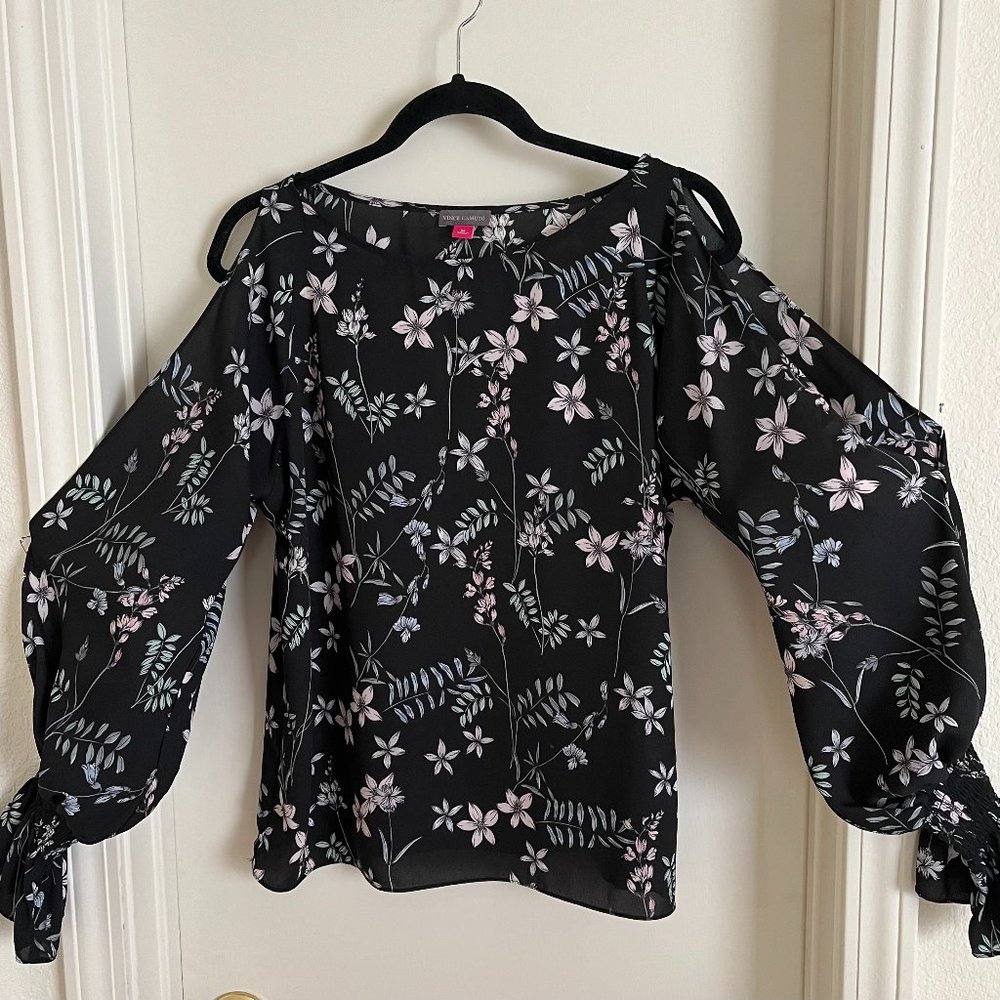 Vince Camuto Blouse. Black w/aqua, pink and blue flowers. Size M